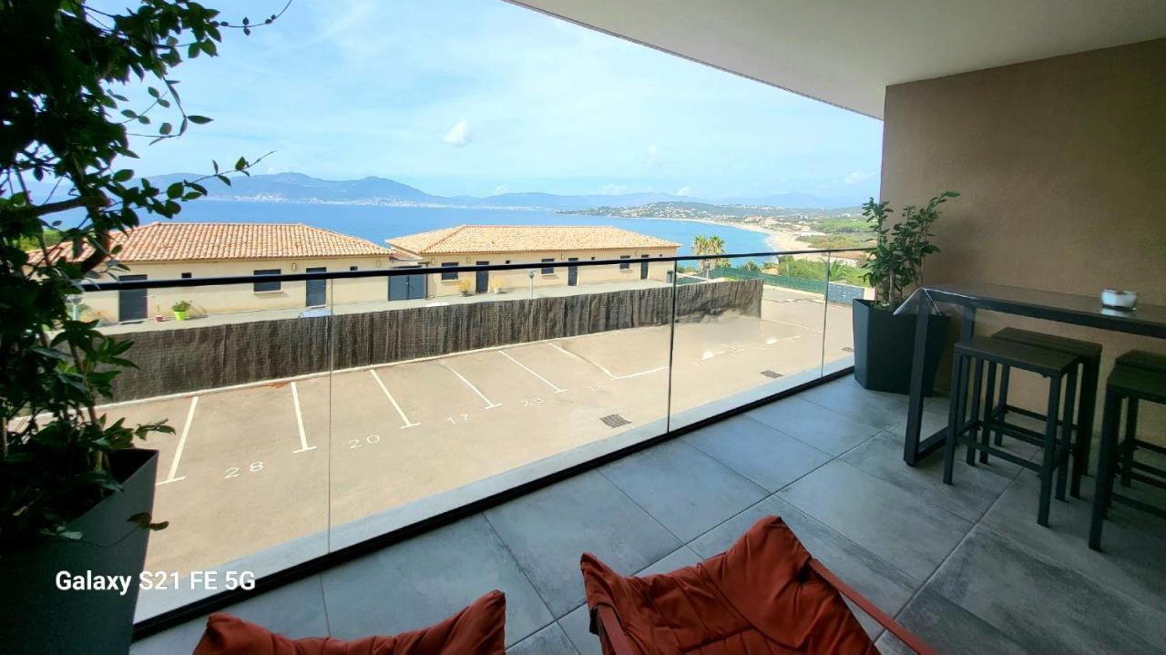 Appartement De Standing Bord De Mer Pietrosella Exterior photo